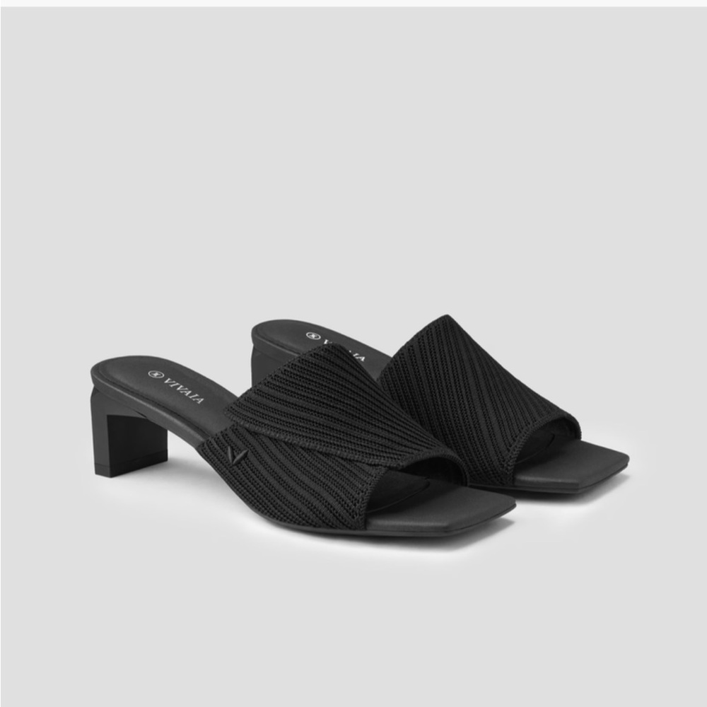 Vivaia Square Toe Block Heel Slides Size 37 Black